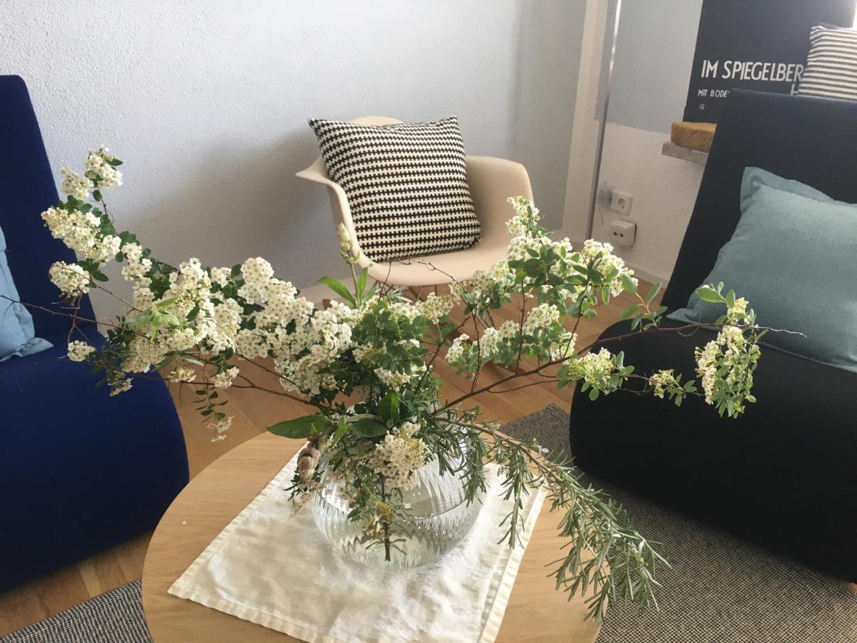 Design+Bodenseesicht=Zuhause Blau マルクドルフ エクステリア 写真